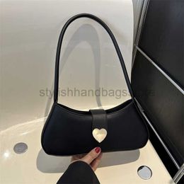 Shoulder Bags Women's Simple Commuting Texture Solid Colour Underarm Bag 2023 Summer Fashionable One Shoulder Bag Leisure Bag Trend This Yearstylishhandbagsstore