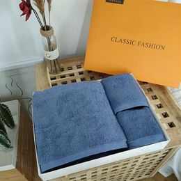 Bath Towel 3 pieces set classic letter Printed Bathroom supplies kerchief hand face Home el cotton Towels Gift Sets282s