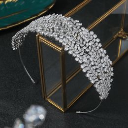 Wedding Hair Jewellery YCDZSWWL Highgrade Women Elegant Headpieces Zircon Accessories Bridal Cz Tiaras Luxury Crowns 230809