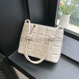 Shoulder Bags Leisure and Westernised Bucket Bag Small and Simple Handbag 2023 Summer New Fashion Trend Shoulder Bag Underarm Bagstylishdesignerbags