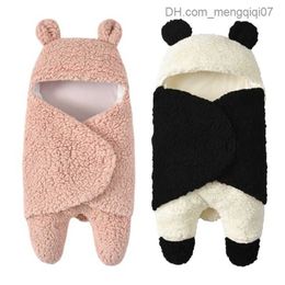 Pajamas Newborn split leg anti kick sleeping bag for babies super soft autumn and winter plush swamp baby cartoon hug blanket Z230811