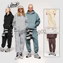 Men's Tracksuits INFLATION Unisex Tracksuit Suit 2023 Autumn Winter Thick Warm Fleece Hoodies Set Mens Casual Jogging Suit Couplewear J230810