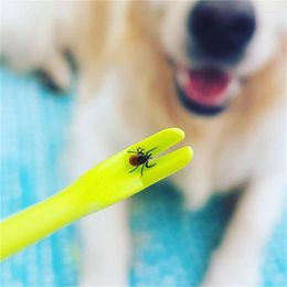 Dog Apparel 3PCS Pets Tick Removal Tool Dual Teeth Twistered Cats Dogs Cleaning Supplies Mites Hook Remover Flea Plastic Scratching Tweezers