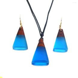 Pendant Necklaces Leanzni Jewelry Necklace Suit Special Wood Resin Matching Retro Fashion Geometric Design Gift.