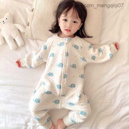 Pyjamas Baby Schlafsack Cartoon Muster pp Baumwolle Umarmung Quilt Neugeborene Außenkühlprodukt vier Seasons Anti -Kick -Quilt Z230811