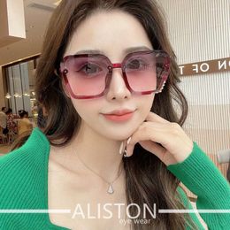 Sunglasses For Women With Diamond Inlaid Boxes Star Show INS Sunshade Korean Edition Chaojie Shooting