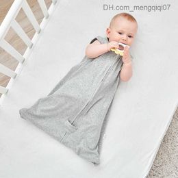 Pyjamas Baby cotton sleeveless sleeping bag suitable for 0-3M summer wearable blankets baby sleeping bags soft and comfortable Pyjamas clothes Z230811