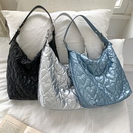 Evening Bags 2023 Glitter Padded Zipper Women s Bags Large Capacity Middle Handbags Korean Ladies Shoulder Bag Paillette Female Oxter 230809