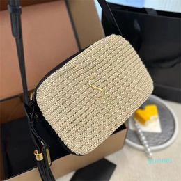 Shoulder Bags Cross Body Womens camera bag Designer Luxurys handbag shoulder envelope pochette bags Straw weave leather crossbody bag Mens summer beach