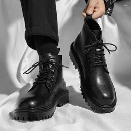 Boots 2023 Mens Work Classic Black Ankle Men Trendy Leather Designers Shoe Outdoor Punk Motorcycle Zapatos