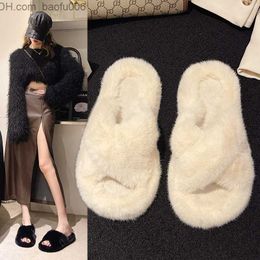 Slippers 2023 New Autumn/Winter Home Fur Slide Suitable for Women Wearing Muffin Thick Bottom Non slip Cotton Slide Z230810