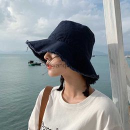 Wide Brim Hats Bucket Hats 2020 New cotton Fashion Korean Casual Ladies Flat tassel Bucket cap Fisherman's caps Beach Tourism Hats Women Breathable sun Hat HKD230810