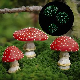 Garden Decorations Luminous 3D Resin Mushroom Fairy Dollhouse Creative Glow In The Dark Mini Miniatures Ornament Home Table