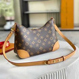Genuine Leather Shoulder Bags Boulogne Pochette Luxury Designer Totes Handbags Wallets Travel Crossbody Bag Louvis Women Men Purses Chain Zipper Clutch Bag