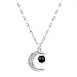 Pendant Necklaces Luxury Moon Necklace Lady Fashion Crescent Women Simple Sparkle Zircon Jewelry Girl Classic Female