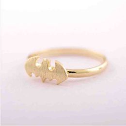 Everfast 20pc/Lot Factory Price Unique Bat Rings Silver Gold Rose Gold Plated Simple Fashion Rings For All Women Girl Can Mix Colour EFR048