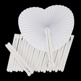 Chinese Style Products 6pcs Wedding Favor Decorative Paper Fan White Blank DIY Heart Shape Folding Fan Birthday Party Baby Shower Decoration Supplies R230810