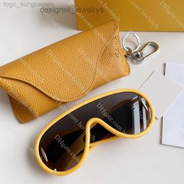 Designer Sunglasses Luxury Sunglass Wave Mask Trendy Sunglass For Men American Eyewear Leisure Letter Design Colourful Sun Glasses With Box