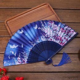 Chinese Style Products Vintage Chinese Silk Folding Fan Retro Japanese Bamboo Hand Fan Wooden Shank Classical Dance Fan Ornaments Craft Gift Home Decor R230810