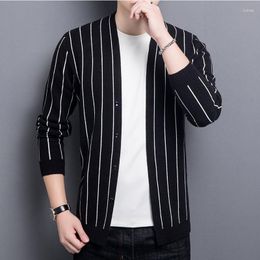 Men's Sweaters 2023 Spring Autumn Men Striped Cardigan Male Outwear Tops Mens Knit Loose Casual Fashion Daily All-match Coats