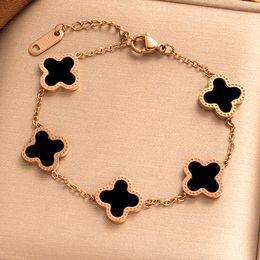 2023 New Arrival Korean Style Fashion Titanium Stainless Steel Bracelet Fine Jewelry Findings 18k Gold Plated Clover Women Charm Bracelet