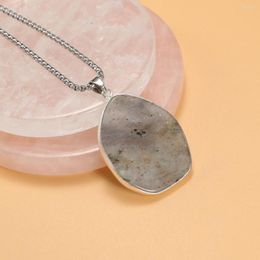 Pendant Necklaces Charming Natural Flash Labradorite Irregular Shape Wrapped Necklace Luxury Jewellery Party Accessories Birthday Gift