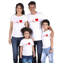 Family Matching Outfits Tshirt mother kids daughter family look summer cotton family matching outfits mon dad and baby love me family matching clothes