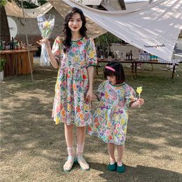 Family Matching Outfits Mother and Daughter Matching Dresses Summer Family Matching Outfits Style Cute Floral Dress Mommy and Me Matching Clothes