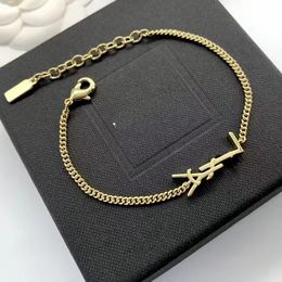 Branded Original Designer Girls Women Letter Charm Bracelets Elegant Love Gold Sier Bangles Y Engrave Bracelet Fashion Jewelry Lady Party 18cm+3cm nice AA