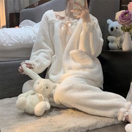 Women's Sleepwear Cute Winter Pyjamas Flannel Coral Fleece Plus Velvet Thick Cartoon Loose Home Service Long-sleeved Set