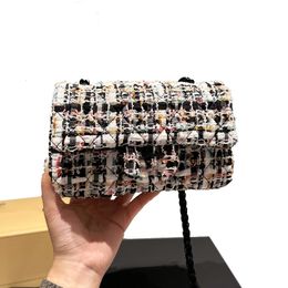 Designer Classic Tweed Quilted Shoulder Bags Paris Brand Autumn Winter Fashion Lady Gold Chain Flap Crossbody 7A Quality Women Woollen Designers Bag