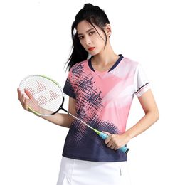 Outdoor T-Shirts Badminton Training Shirts Women Gym Breathable Ultral Light Table Tennis Short Sleeve Golf Sportswear Ping Pong Jerseys Clothes 230811