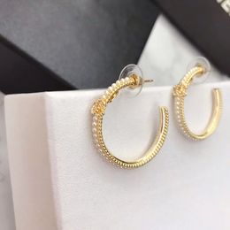 Luxury letters designer brand stud earrings 18k gold circle elegant pearl charm earings earring ear rings jewelry birthday gift