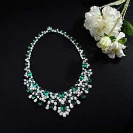 Chains 925 Silver Symmetric Sunflower Green Necklace Geometry Shining Luxury Atmosphere Women Clavicle Chain Birthday Gift Jewellery