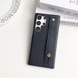 Luxury Wristband Cross Pattern Leather Vogue Phone Case for iPhone 14 13 12 11 Pro Max Samsung Galaxy S20 S21 S22 Ultra S23 Plus Full Protective Anti-slip Solid Cover