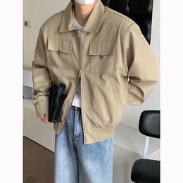 Mens Jackets Autumn Shoulder Pad Jacket Men Fashion Pocket Oversized Streetwear Korean Loose Hiphop Bomber Short Coat 230810