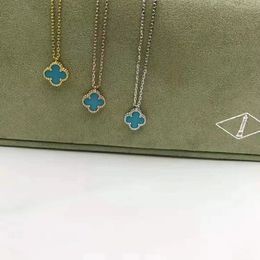 Kolye Kolye 2023 Yeni Moda 9.5mm Cleef Kolye Markası Mini 4/Dört Yonca Kolye Yüksek Kaliteli 18K Altın Tasarımcı Kolye Kadınlar için