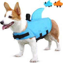 Dog Apparel Lifeguard Dog Life Jacket Shark Dog Rescue Vest Harness Floating Preserver Swimsuit Safety Pet Summer Clothes For Swimming Pool 230810