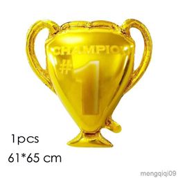 Decoration Football Soccer Golden Trophy Birthday Decorations Green Number Mixed Balloons Kids Balls Birthday Decorate Supplies R230811