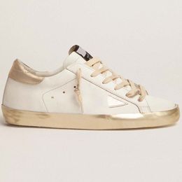 Scarpe sporche vintage vintage vintage a basso taglio di moda e versatili scarpe bianche beige scarpe da tavolo da pendolarismo 35-45