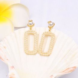 Luxury Earrings Designer Letters Stud Earring Dangle 18K Gold Plated Geometric Brand Jewellery Women Party Wedding Engagement Lovers Gift