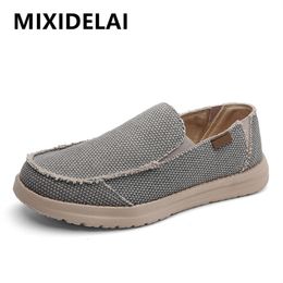 Dress Shoes Summer Denim Canvas Men Breathable Casual Shoes Outdoor Non-Slip Sneakers Comfortable Driving Shoes Men's Loafers Big Size 39-47 230811