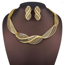 Necklace Earrings Set Exquisite Dubai Gold Plated Jewellery Luxury Nigerian Woman Wedding Fashion African Beads Accessories Gift