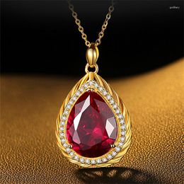 Pendant Necklaces Luxury Gold Plated Red Crystal Necklace Princess Bridal Wedding Banquet Jewellery Mom Grandmother Anniversary Gifts