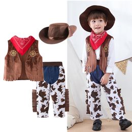 Cosplay Baby Clothes Boys costume da cowboy per bambini bambini set di abbigliamento da cosplay Vestrousers pants scarfhat 4pcs outfit per bambini 230812