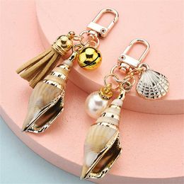 Keychains Lanyards New Fashion Conch Pearl Keychain Charms Bag Ornaments Accessories Creative Car Key Holder Bag Ornaments Party Souvenir Gifts