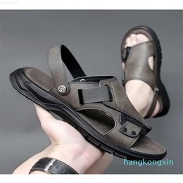 Men Summer New Men's Casual Outdoor Beach Shoes Men's Breathable Sandals British Korean Version Leather Sandals