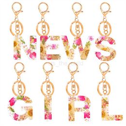 Keychains Lanyards Dried Flower Embossed English Letter Key Chain Popular Crystal Drop Gel Jewellery Keyring Female Daisy Petal Pendant Accessories