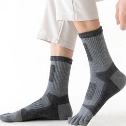 Men's Socks Patchwork Colour Long Tube Split-toed Thick Sport Trendy Five Finger Middle Hosiery Man Cotton