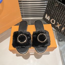 Famous Designer Sandals Women Home Fur Fluffy Sippers Slipper Slides Black and White Furry Sliders Womens Shoes Wholesale